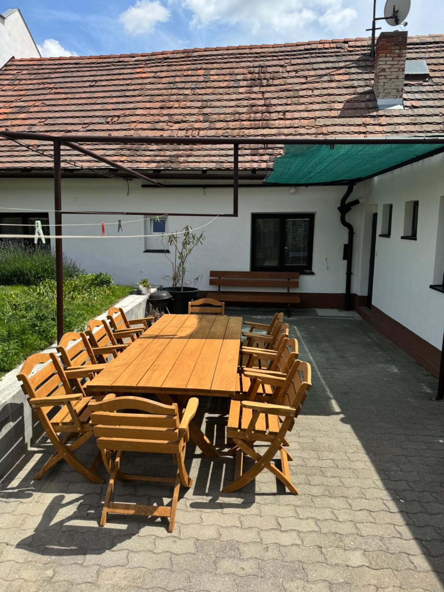 Mikulovska Chalupa Se Sklepem Exterior foto